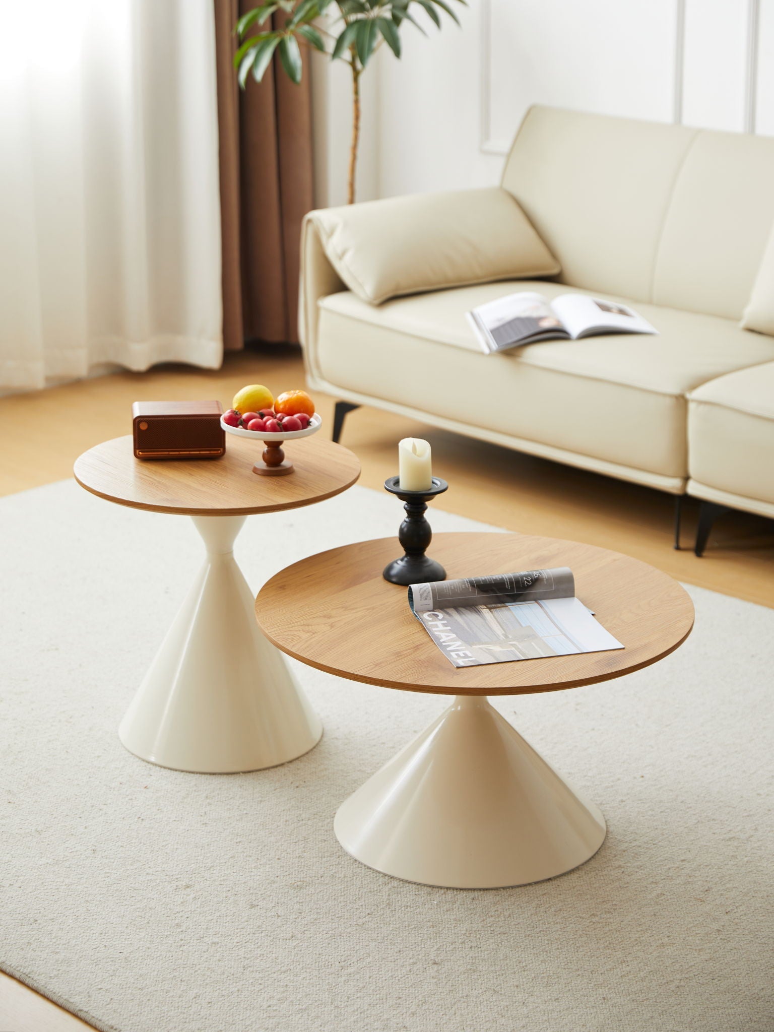 Round Coffee Table - Brown / White by HouseOfZazla