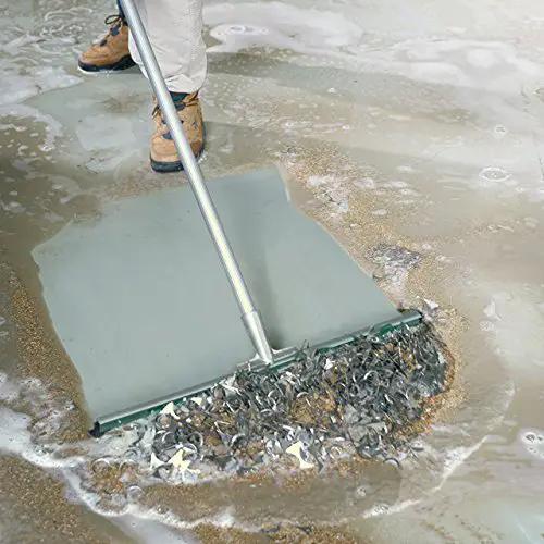 Unger Professional AquaDozer Smooth Surface Straight Floor Squeegee, 24" by GreenHaven Gardens