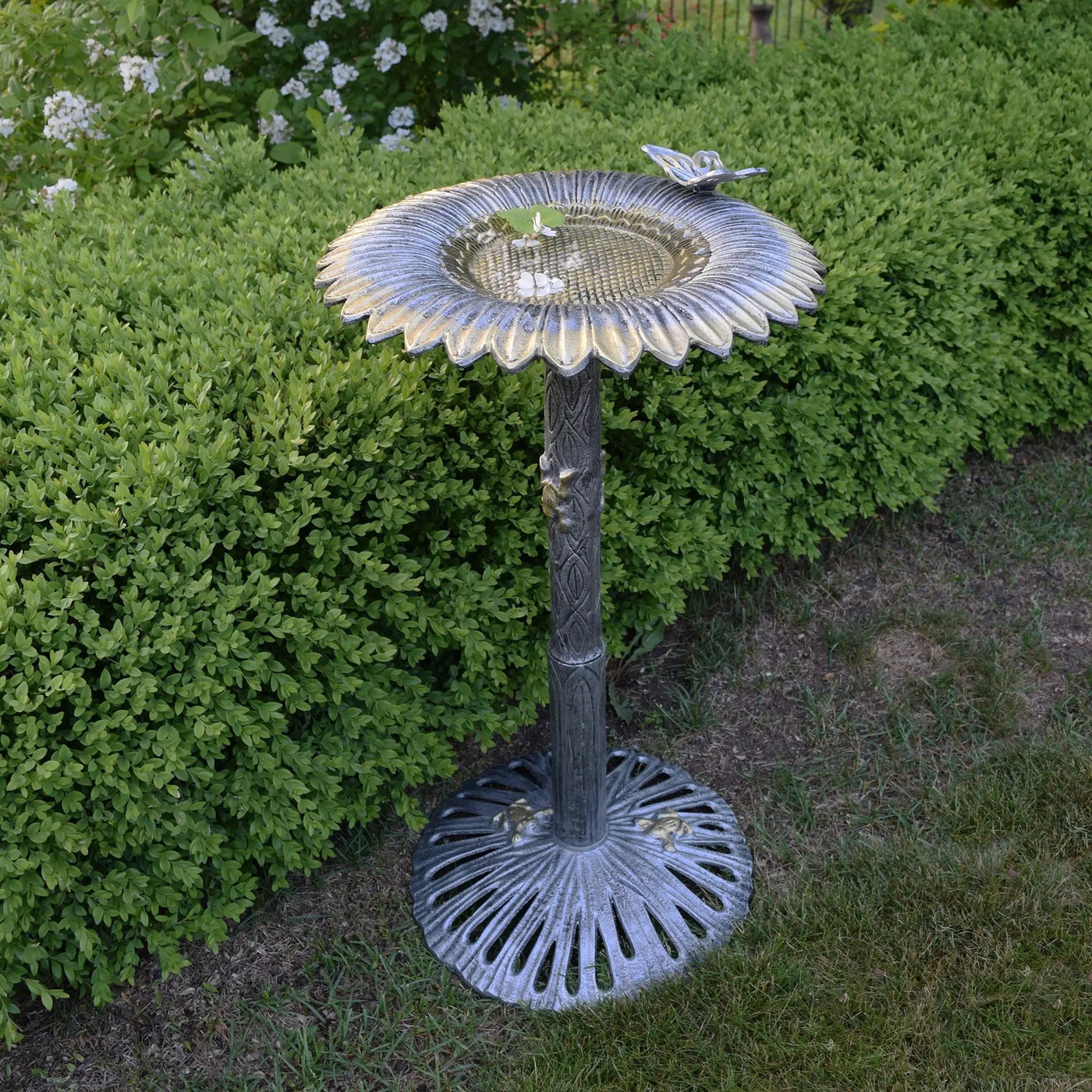 Round Cast Aluminum Metal 32-in Bird Bath with Sunflower Butterfly by Sharicks