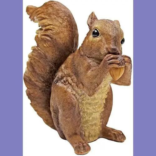 Design Toscano Woodland Squirrel Statue: Chomper by GreenHaven Gardens
