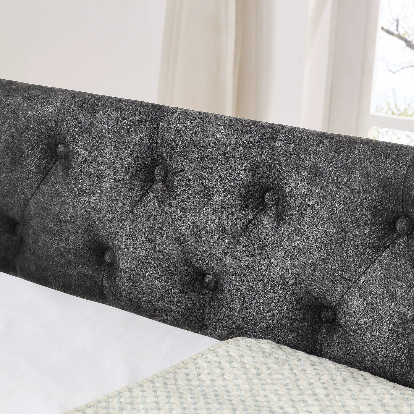 Upholstered Daybed With USB Charging & Pull Out Bed by Unique Piece Furniture
