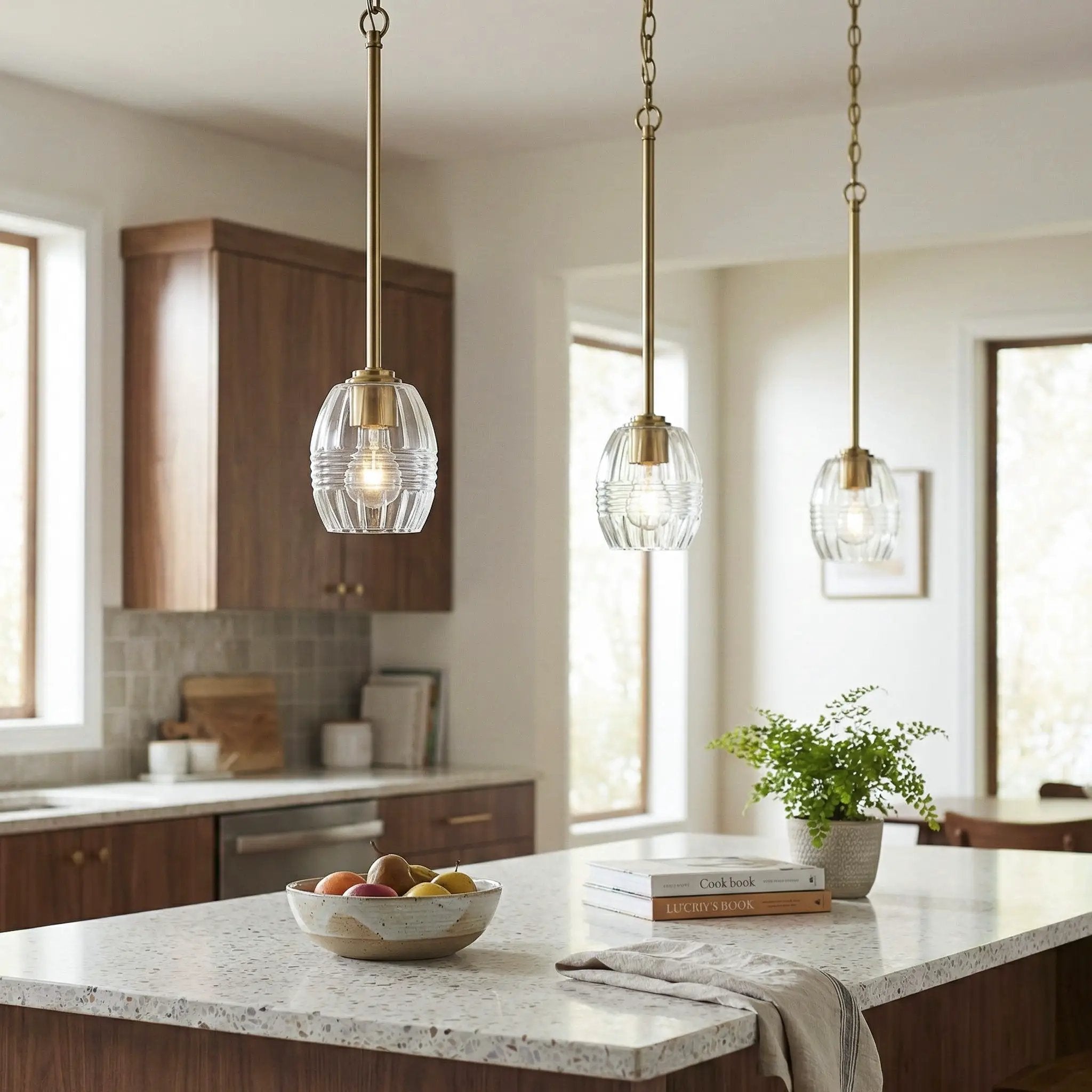 Vista - Single Pendant Chain Hanging Light - Clear / Gold by Unique Piece Furniture