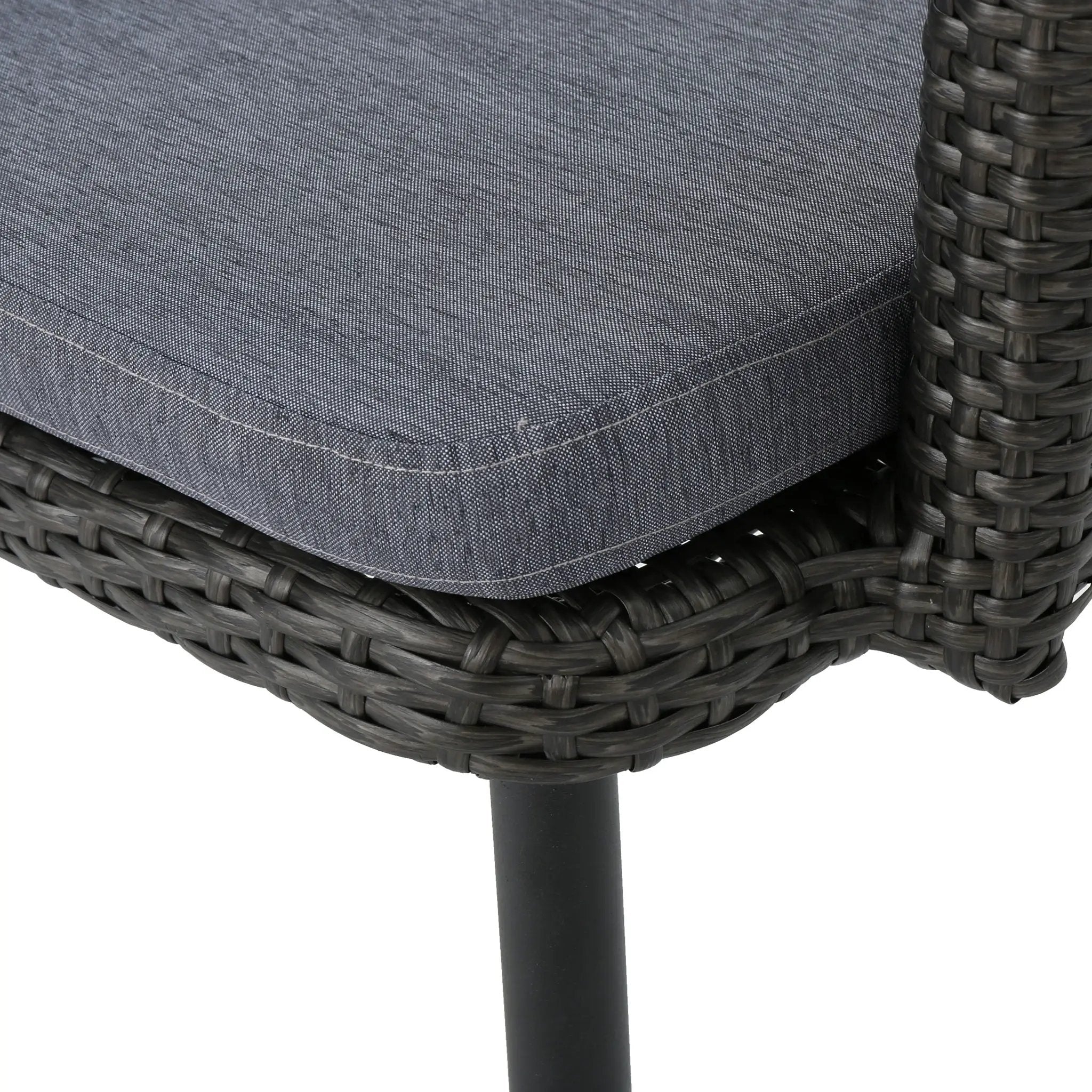 Kenneth Outdoor Dining Chair by HouseOfZazla