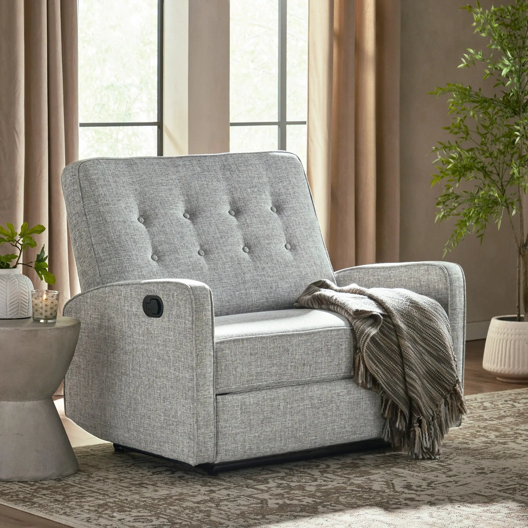 Manual Standard Wide Recliner by HouseOfZazla
