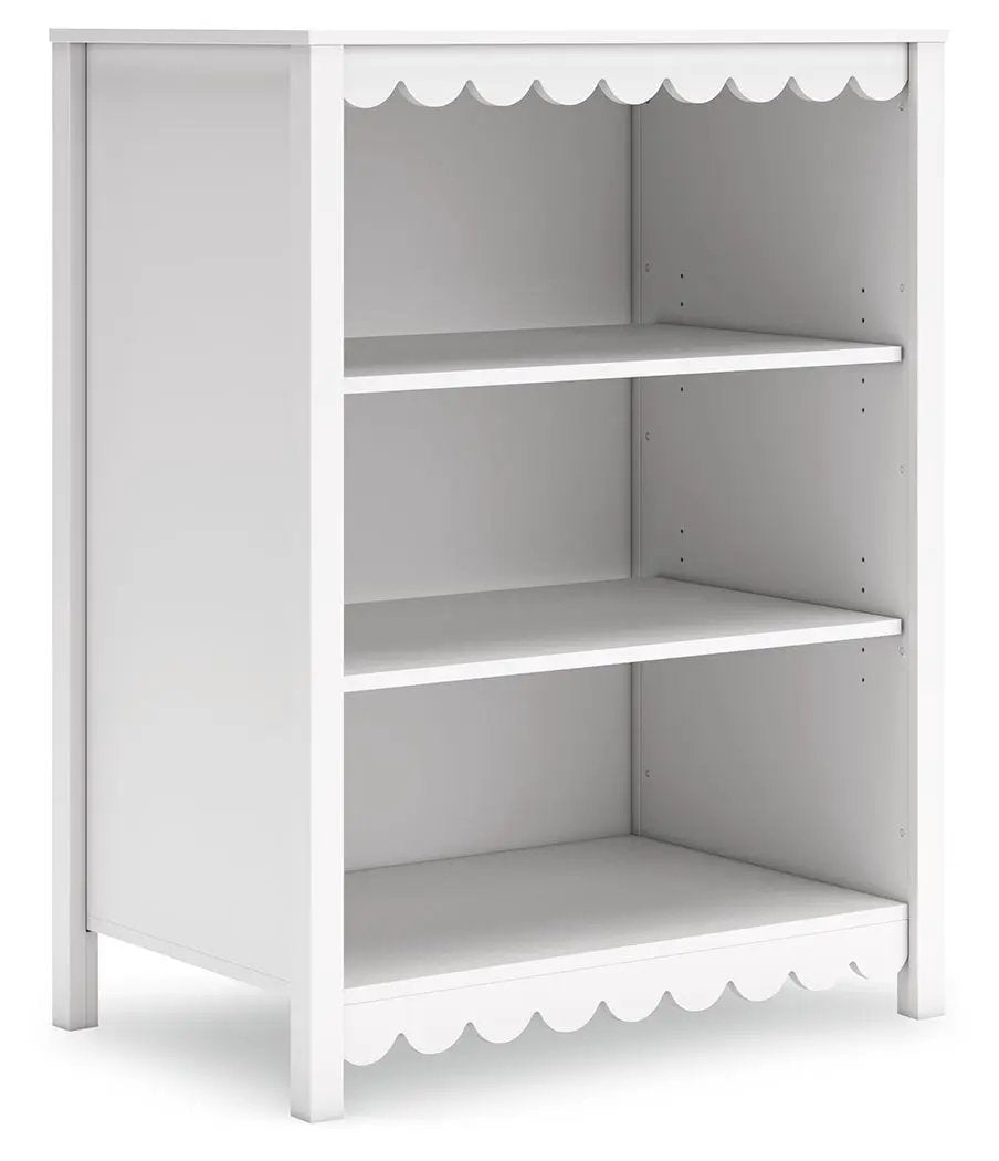 Hallityn - Platform Bedroom Set by Unique Piece Furniture