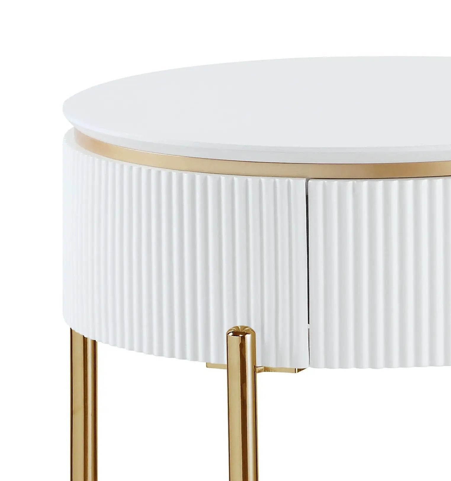 Daveigh - High Gloss End Table - Gold / White by HouseOfZazla