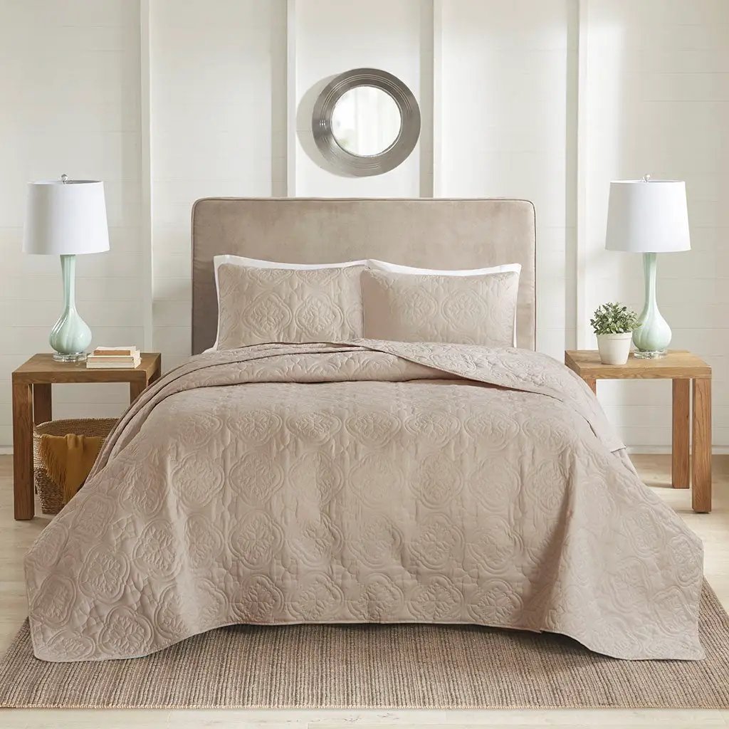 3 Piece Reversible Bedspread Set Khaki King/Cal King by HouseOfZazla