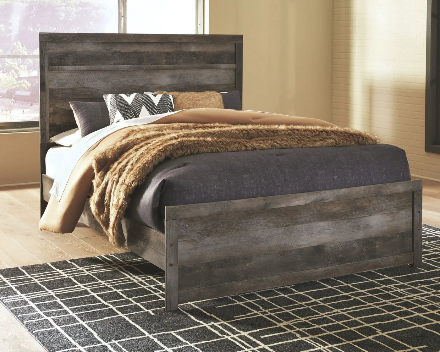 Wynnlow - Panel Bedroom Set by Unique Piece Furniture