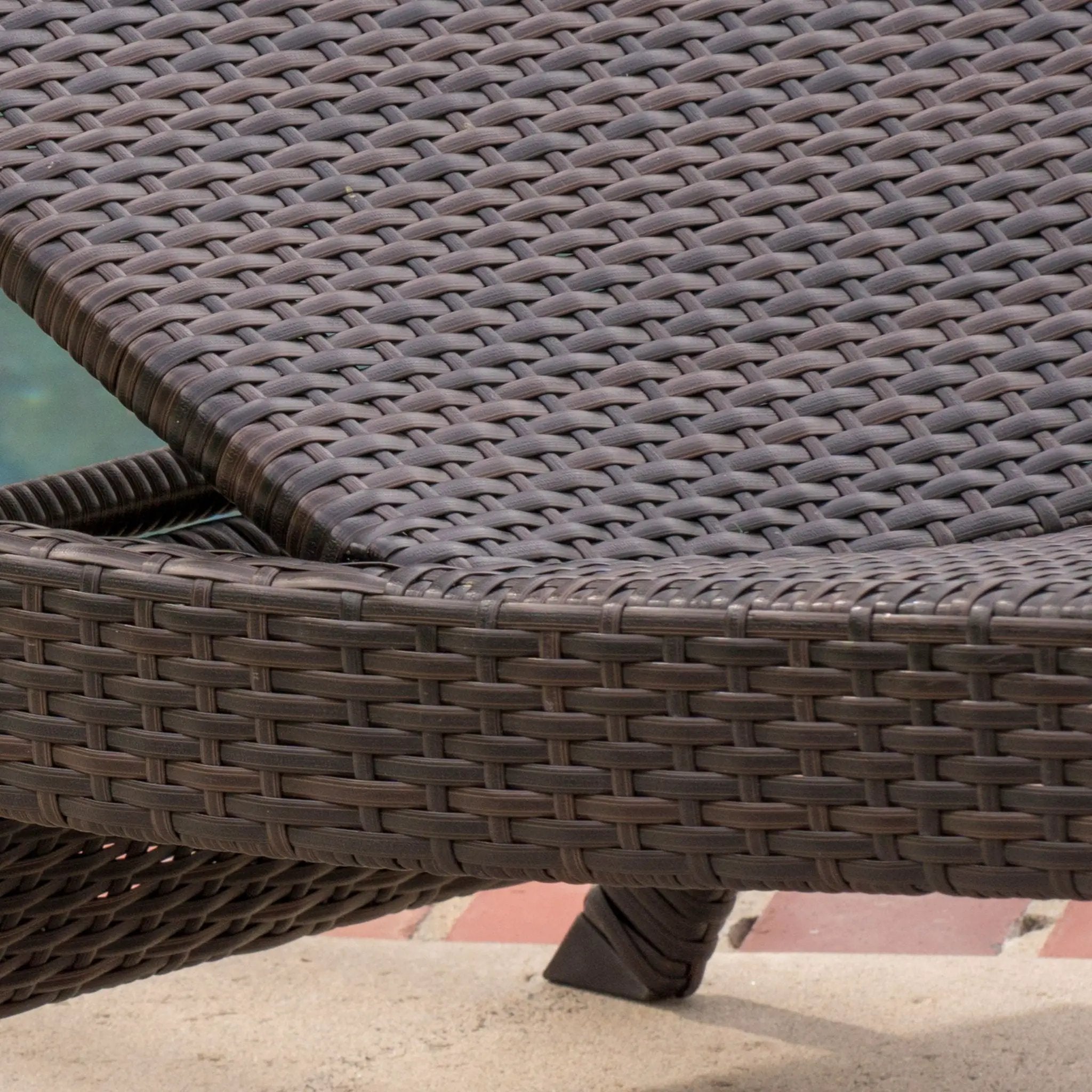 Kauai Modern Style PE Wicker Chaise Lounge - Brown Multi by HouseOfZazla