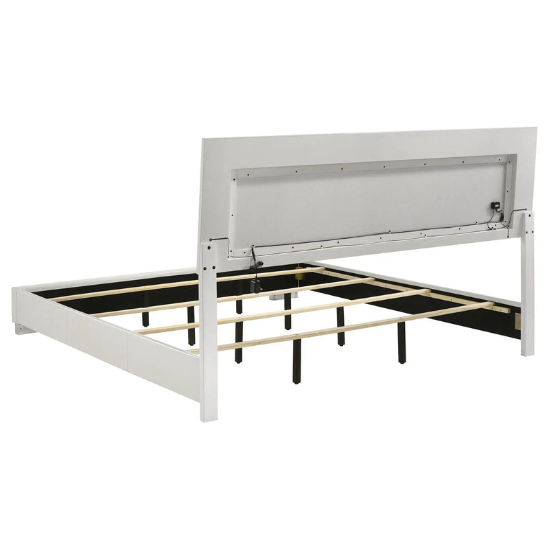 Felicity 4-piece California King Bedroom Set White Gloss by Unique Piece Furniture