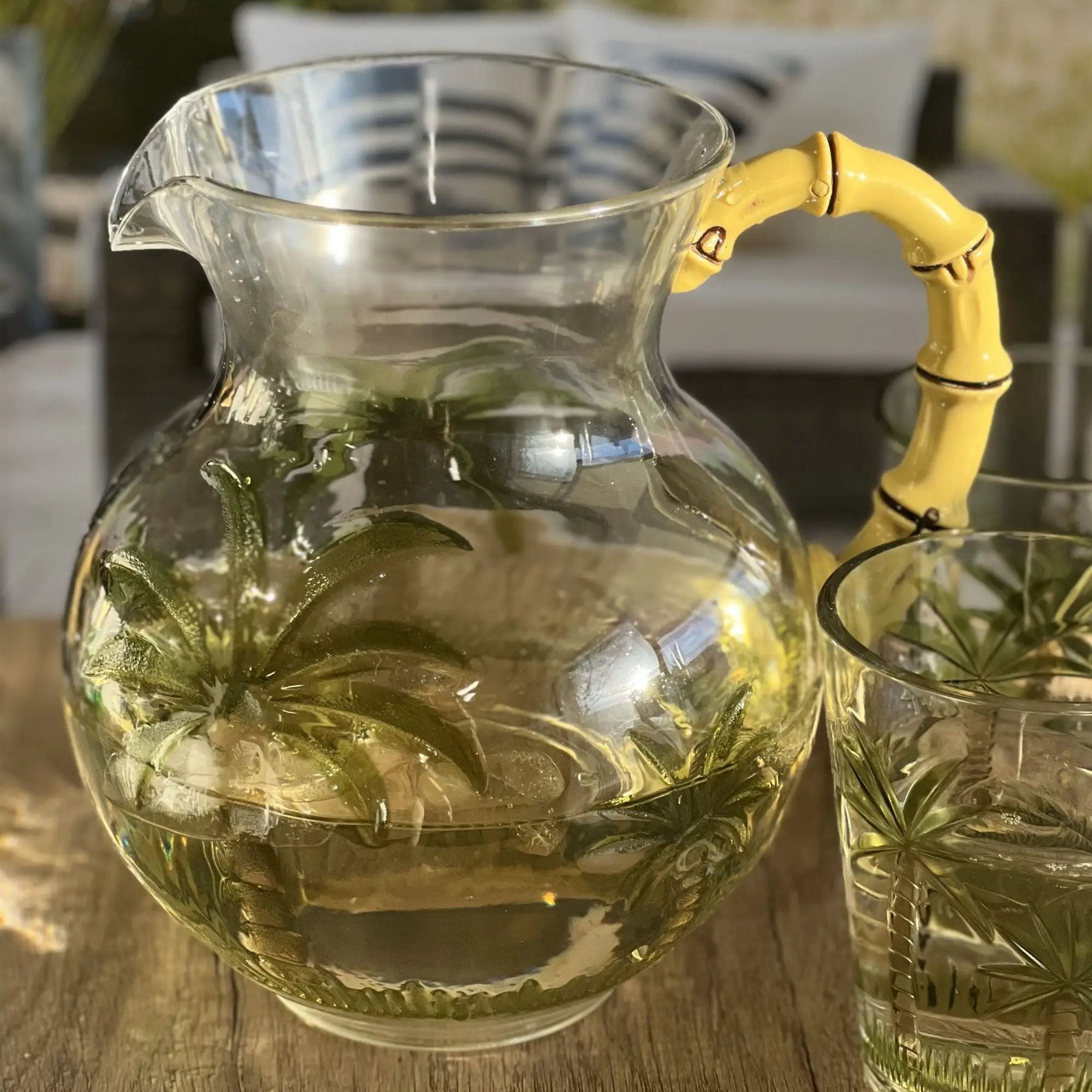 Palm Tree Design 3 Quarts Unbreakable Plastic Water Pitcher With Lid And Spout, Bpa Free - Clear by HouseOfZazla