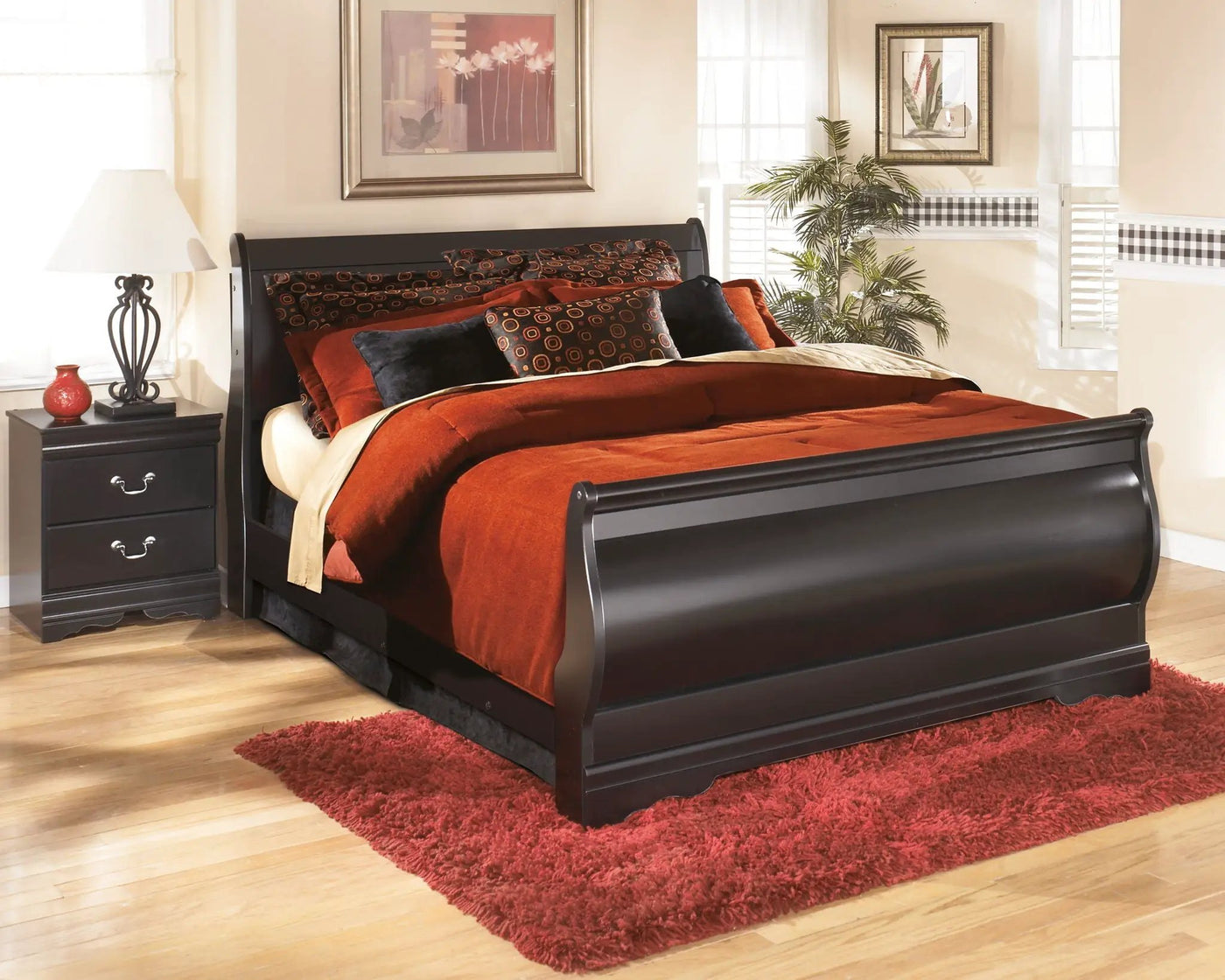 Huey Vineyard - Bedroom Set by Unique Piece Furniture