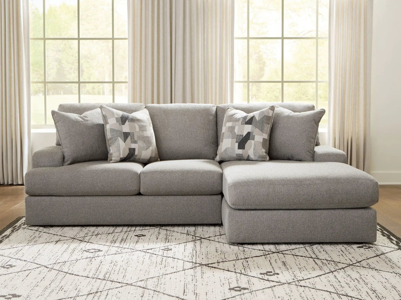 Lindon - Sectional by Unique Piece Furniture