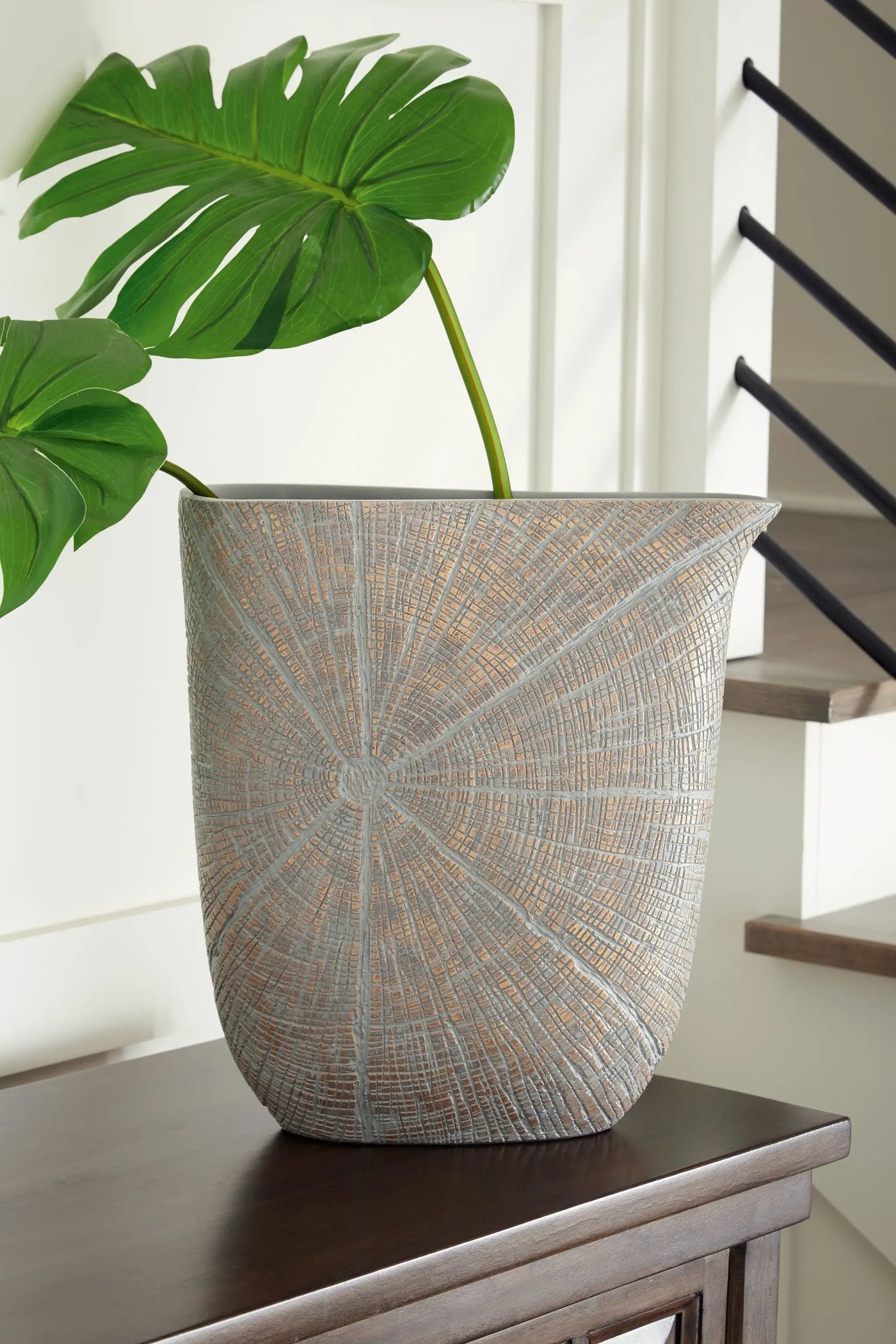 Ardenley - Vase by Unique Piece Furniture