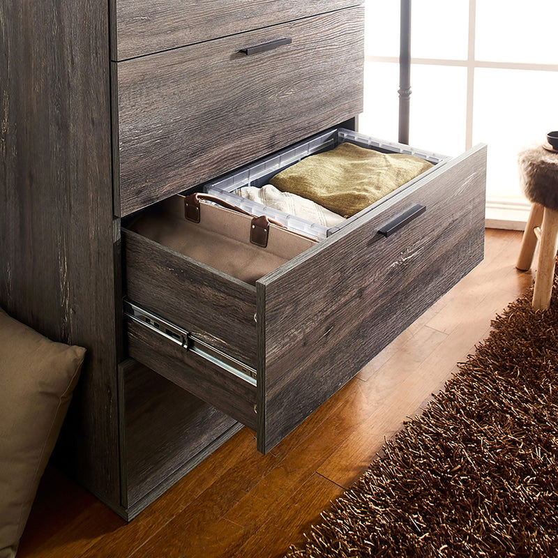 Oliver - Farmhouse Jumbo Chest With 4 Drawer Storage by HouseOfZazla