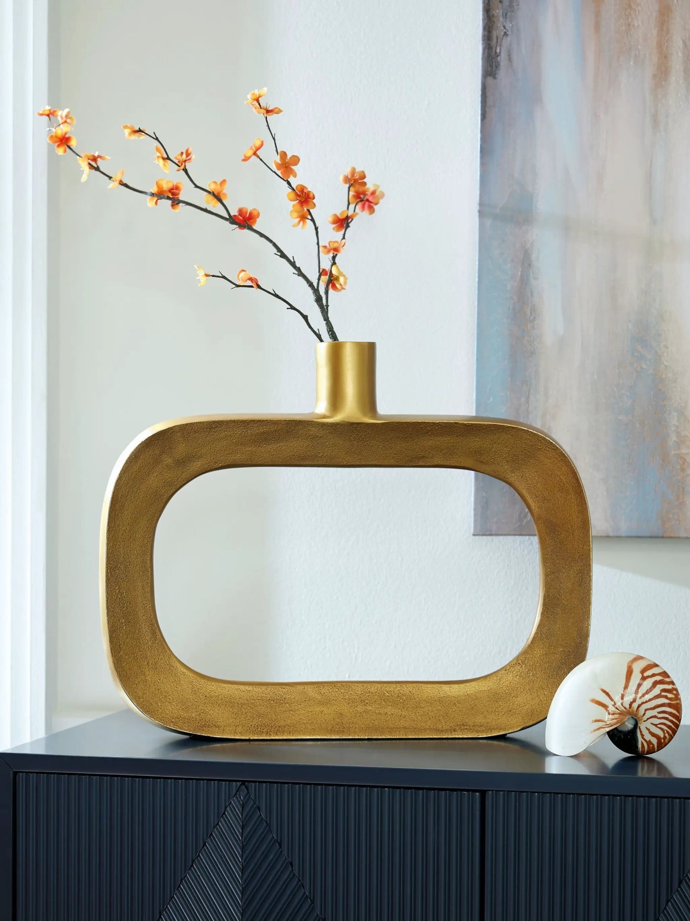 Lawtonville - Vase by Unique Piece Furniture