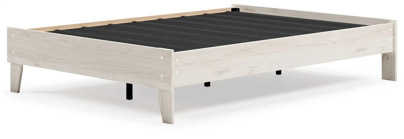 Socalle - Platform Bed by Unique Piece Furniture