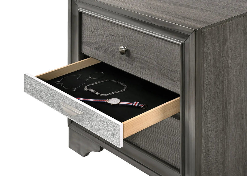 Traditional Queen 5 Piece Storage Bedroom Set in Gray Wood by HouseOfZazla