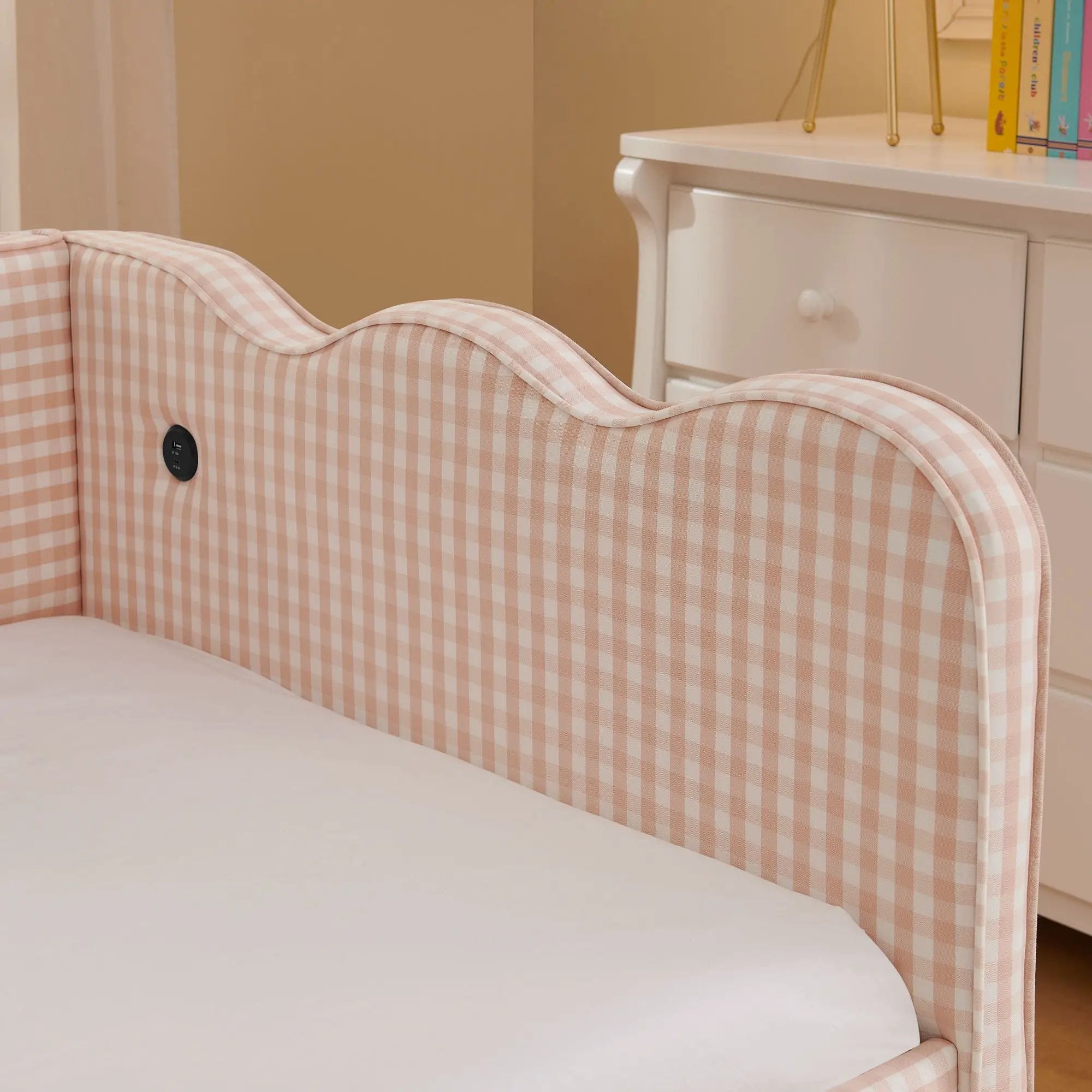 Gingham Daybed With USB Charging Port, Wave Shaped Design