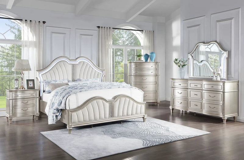 Evangeline 5-piece California King Bedroom Set Silver Oak by Unique Piece Furniture