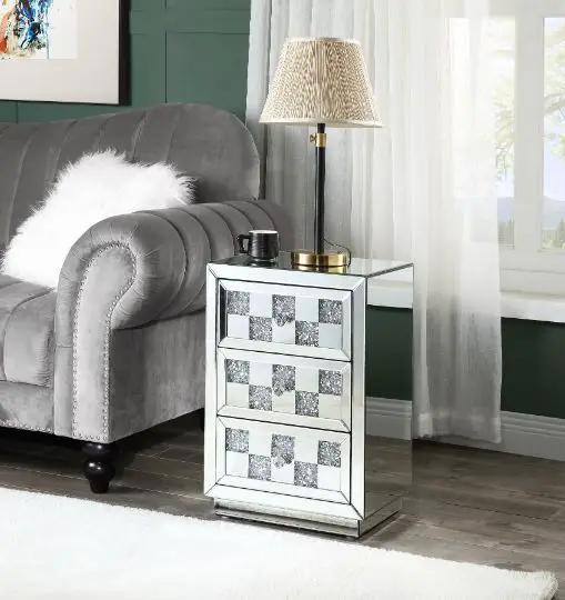 Noralie - 18" X 14" Accent Table With Faux Diamonds - Mirrored by Unique Piece Furniture