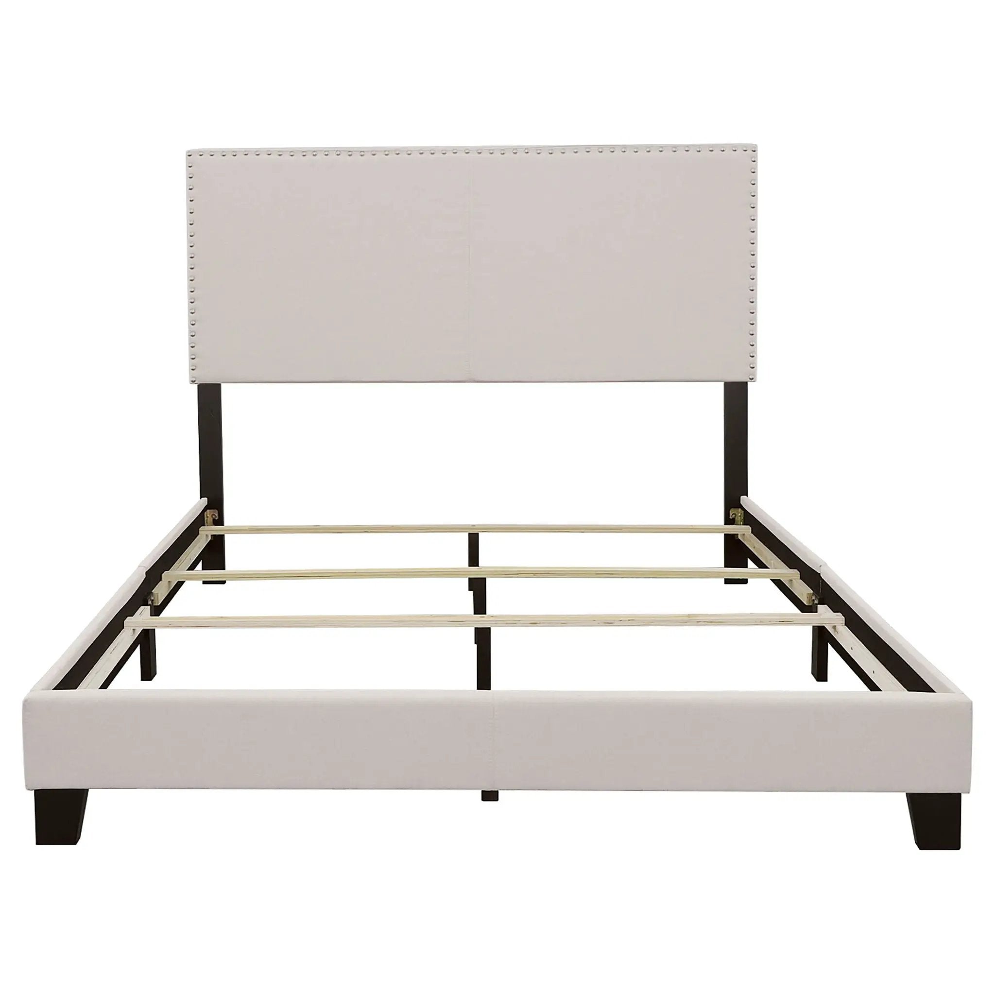 Guyancourt - Panel Bed by HouseOfZazla