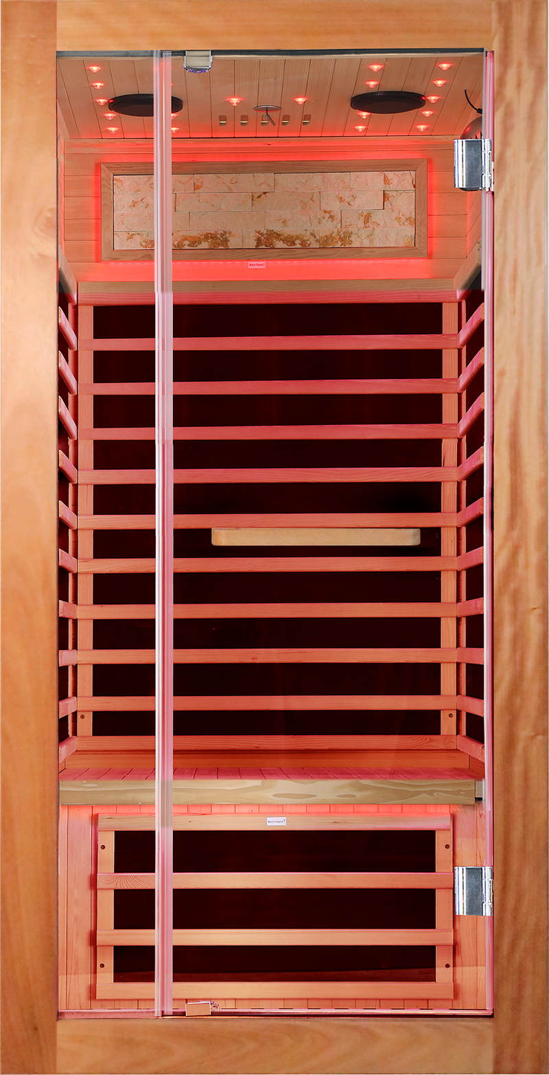 Single-person sauna room by HouseOfZazla
