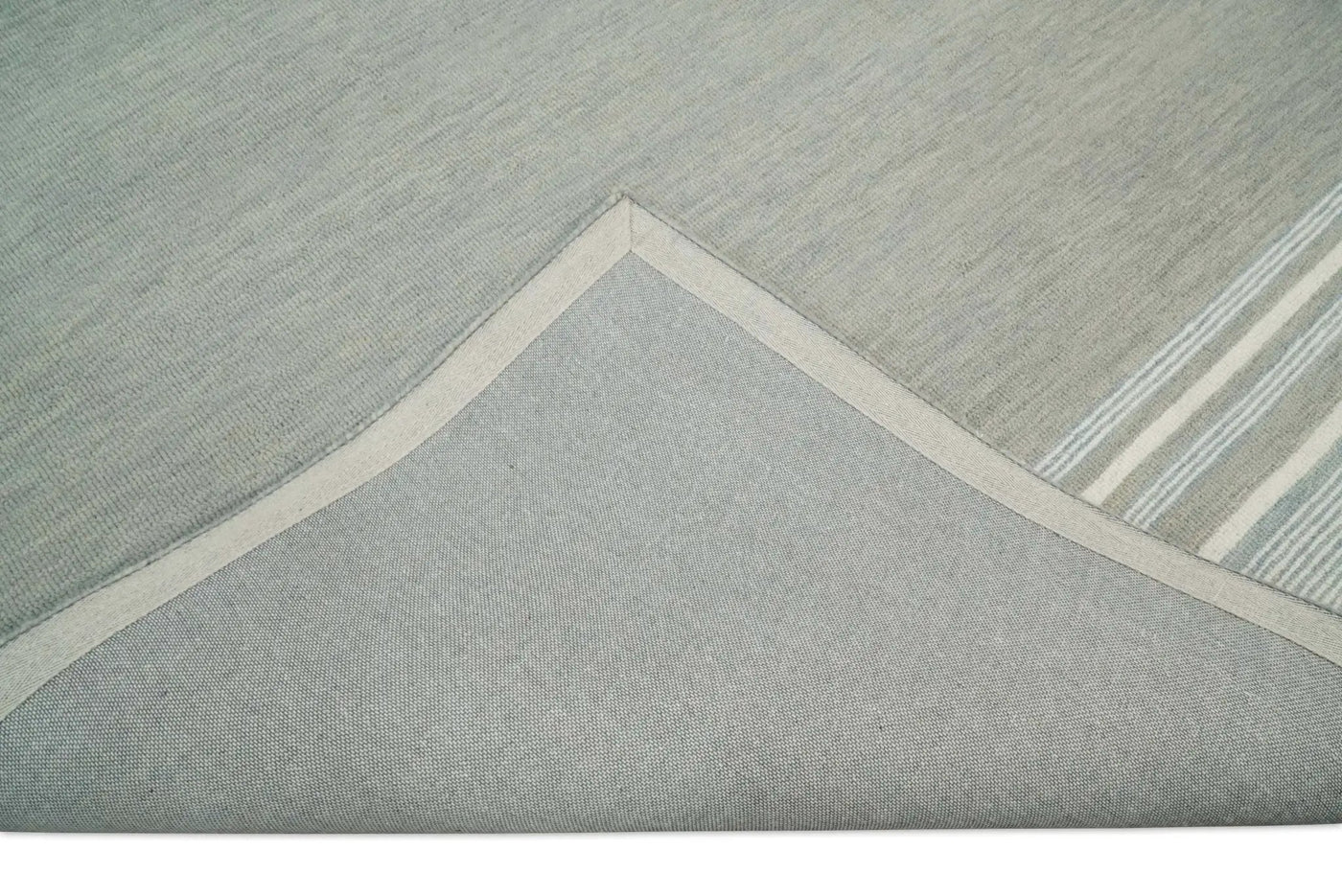 Gray Modern Style Hand Tufted Wool Area Rug by The Rug Decor