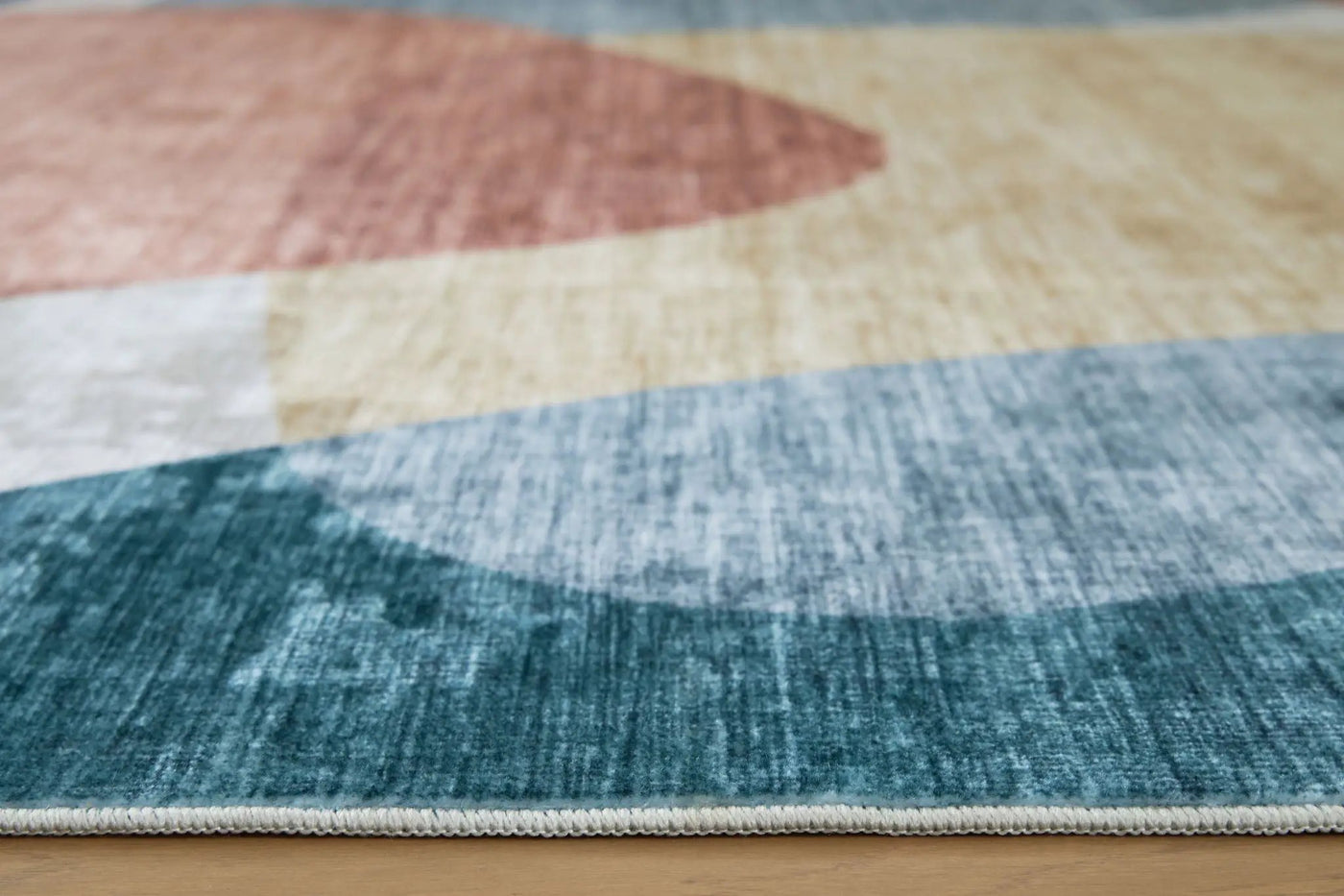 Chanleigh - Washable Rug by Unique Piece Furniture