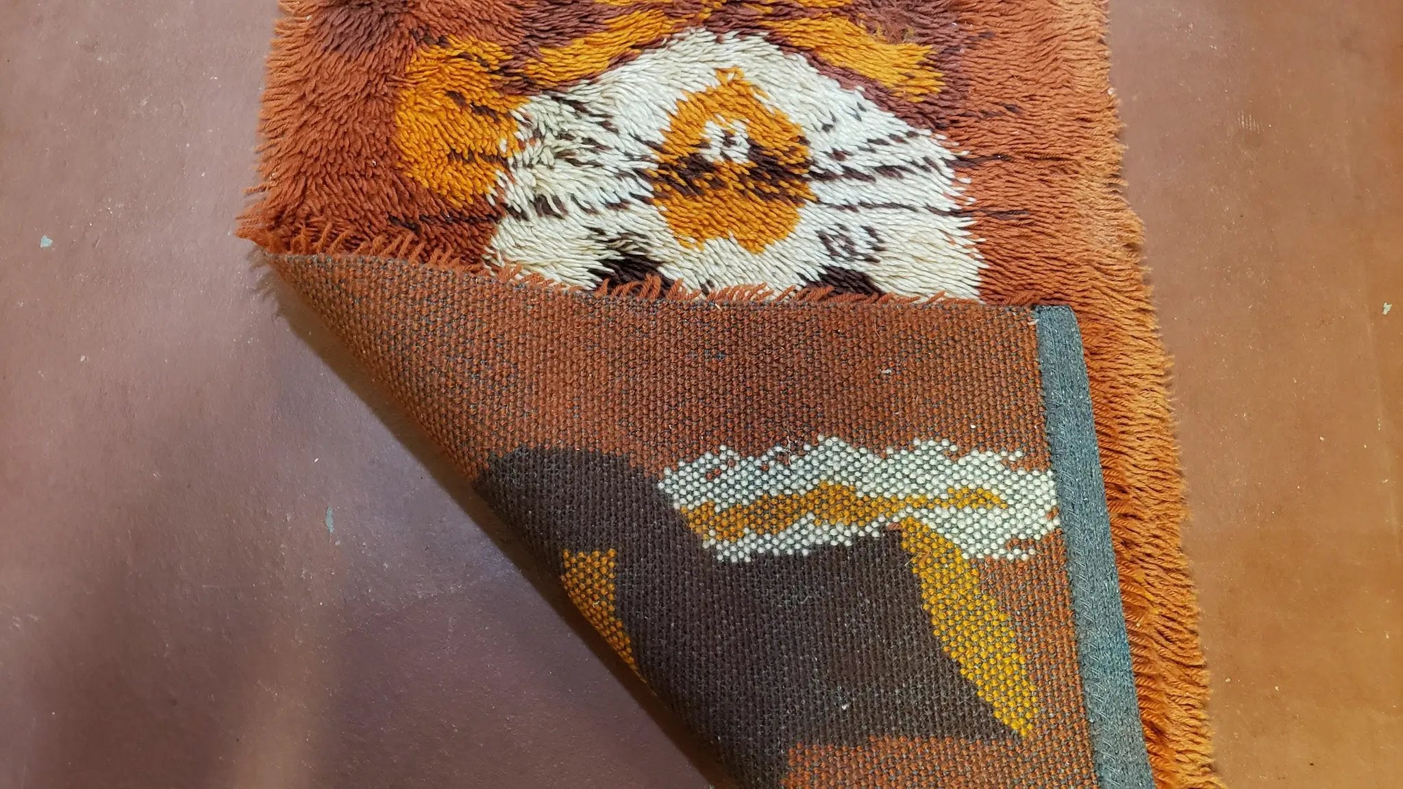 2x3 Rya Shag Rug Mid-Century Modern Danish Shag Rug 1960s Accent Rug Bunny Rabbit in Hat Dark Orange Small Shag Rug by Jewel Rugs