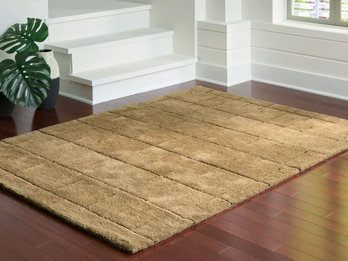 Luzmont - Rug by Unique Piece Furniture
