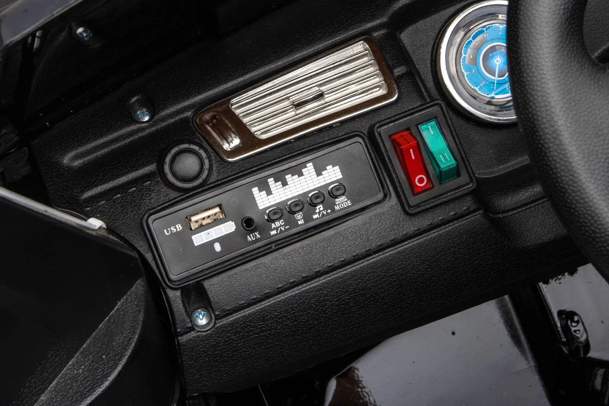 12V7A 30W*2 Four-Wheel Drive Seat One Button Start, Forward And Backward, High And Low Speed, Music, Front Light, Power Display, Two Doors Can Open, 2.4G R / C, Seat Belt Four Wheel Absorber by HouseOfZazla