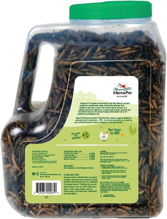 Manna Pro Farmhouse Favorites Beetle Bliss Poultry Treat – Blend of Mealworms and Beetles – All Natural Treat for Chickens, Ducks, Geese, Turkeys, & Guinea Fowl – 45% Protein – 25oz by GreenHaven Gardens