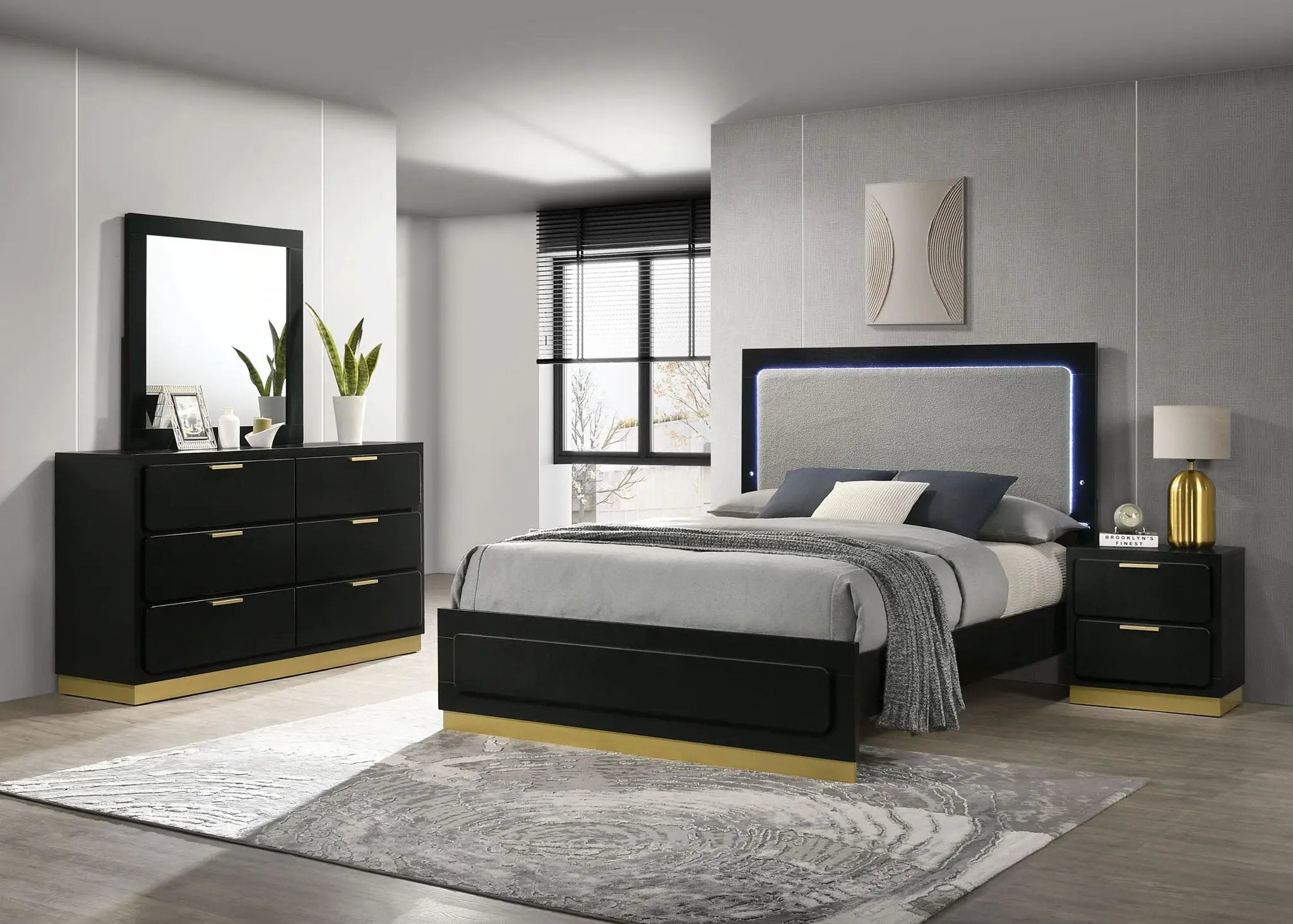 Caraway 4-piece Queen Bedroom Set Black by Unique Piece Furniture