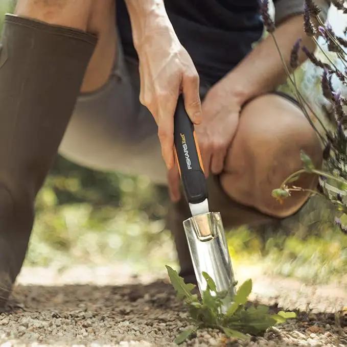 Fiskars Xact Hand Weeder, Garden Tool, Stainless Steel Blade with Sharpened and Serrated Edge for All Gardening Tasks, SoftGrip Handle by GreenHaven Gardens