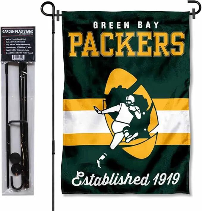 WinCraft Green Bay Packers Throwback Retro Vintage Garden Flag and Flagpole Mount by GreenHaven Gardens