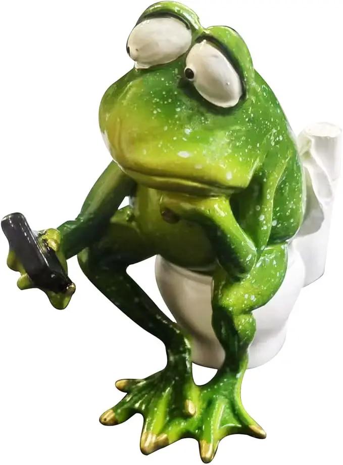 Funny Frog Sitting on Toilet Figurine, Funny Green Frog Texting On Toilet Personalized Animal Frogs Animals Resin Crafts for Home Office Bathroom Garden Outdoor Decoration Gift by GreenHaven Gardens