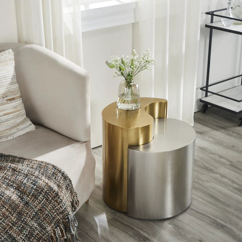 Ying Yang - Table by HouseOfZazla