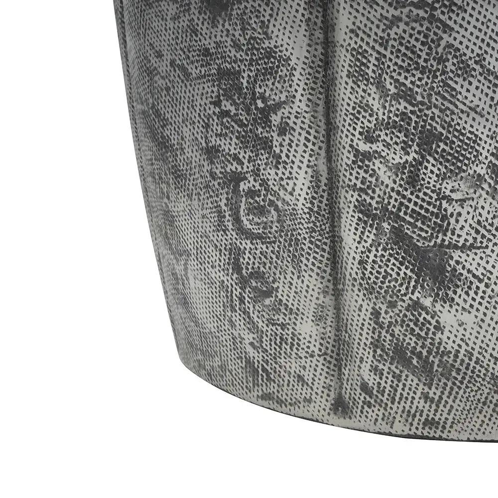Vanora Accent Table - Silver by HouseOfZazla