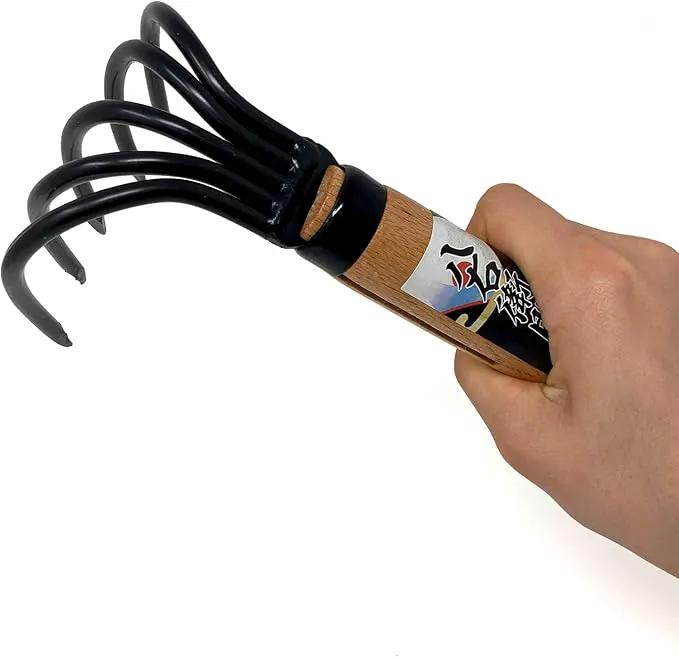 HACHIEMON Japanese Ninja Claw Garden Rake or Cultivator for Gardening - Compact and Sturdy - Made in Japan by GreenHaven Gardens