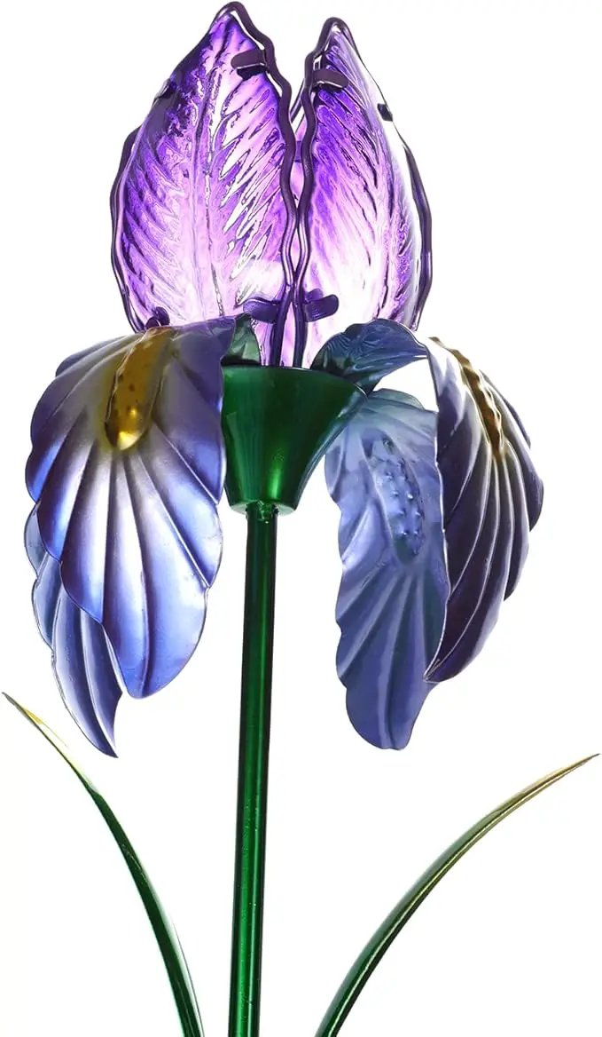 Garden Metal Violet Flower with Solar Light Outdoor Spring Decoration Figurine for Patio, Balcony, Yard, Lawn Ornament Unique Housewarming Gift by GreenHaven Gardens