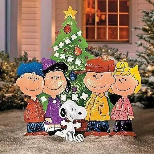 Peanuts Christmas Yard Art Hammered Metal Outdoor Decor (36'' Around The Tree) by GreenHaven Gardens