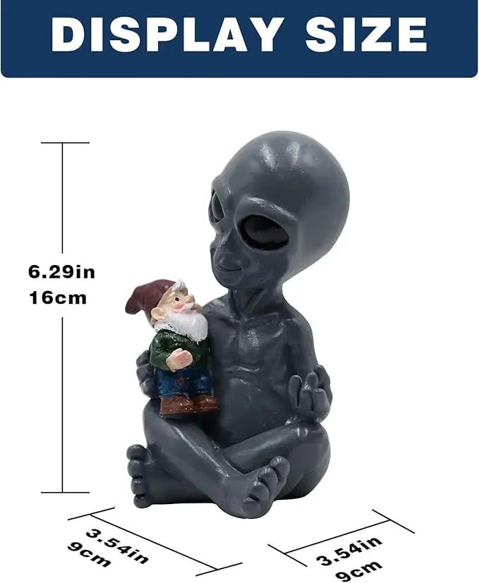 Dnoifne Alien Hugging Gnome Garden Decoration Statue, Resin Alien Dwarf Statue, Waterproof Garden Alien and Gnome Statue for Patio Lawn Porch Decoration Birthday Gifts Housewarming Gifts by GreenHaven Gardens