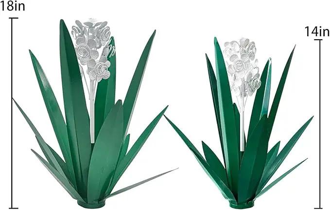 Metal Agave Plant Garden Art, 2 Pack Tequila Rustic Sculpture, Rustic Metal Agave Plants Garden Lawn Home Ornaments, for Yard Stakes, Garden Figurines, Outdoor Patio (2 PCS White Flowers)