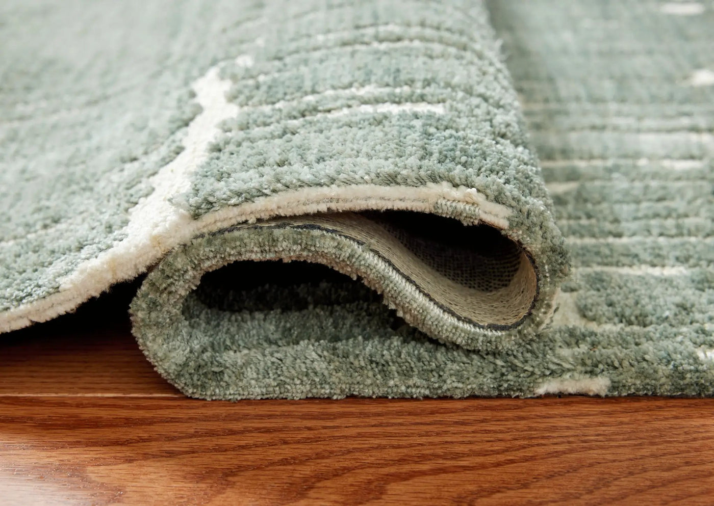 Cayworth - Rug by Unique Piece Furniture