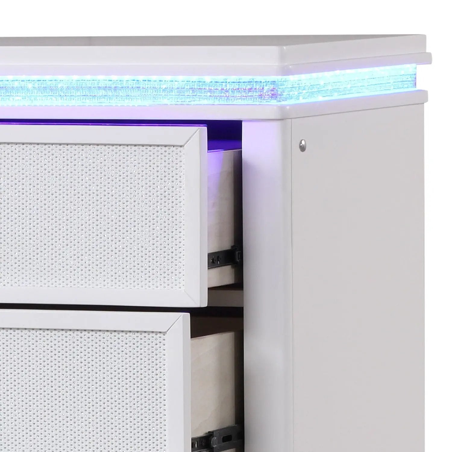 Opium - 5 Drawer Chest - White by HouseOfZazla
