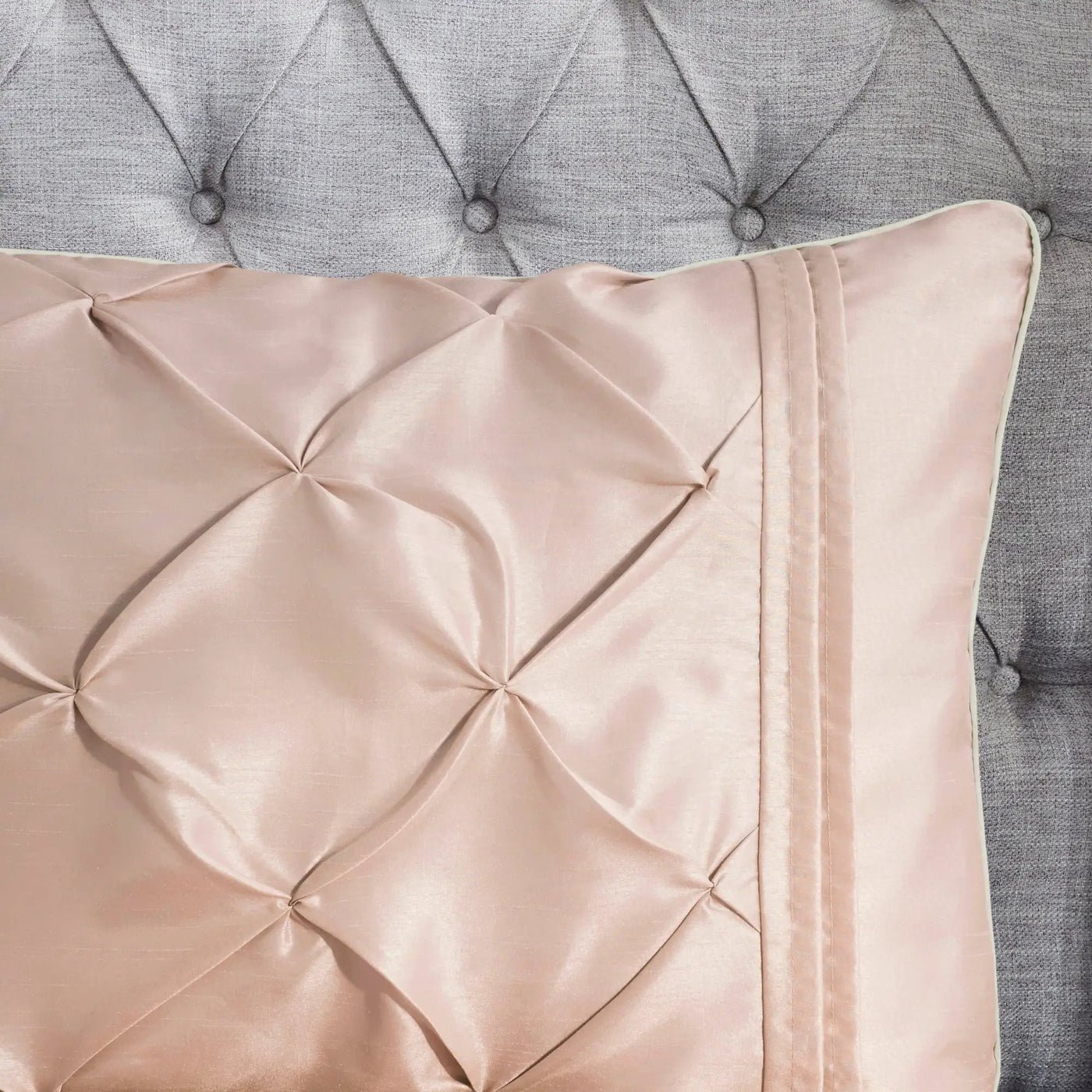 7-Piece Full 100% Polyester Pieced Pleated Tufted Comforter Set by HouseOfZazla