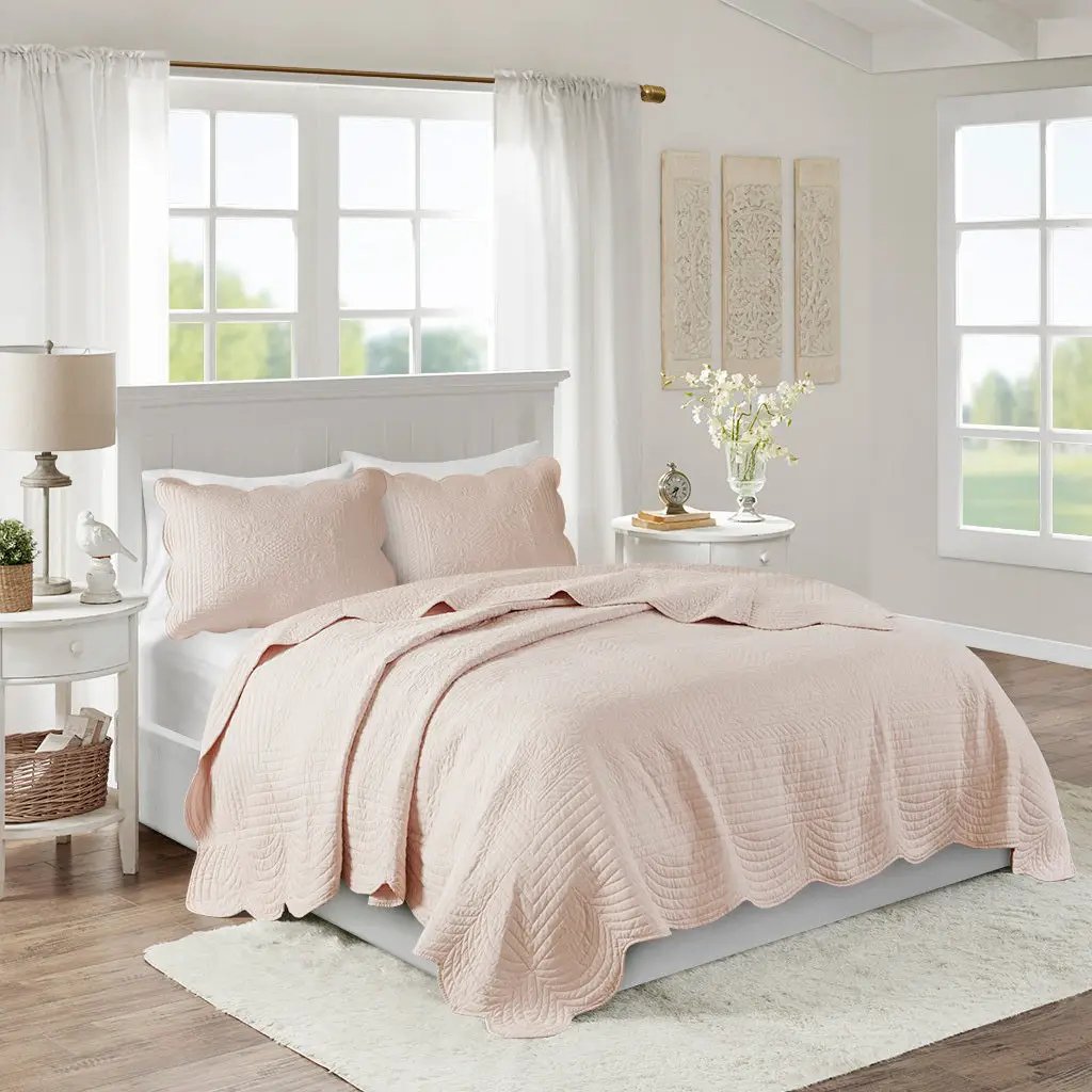 3 Piece Reversible Scalloped Edge Quilt Set Blush Full/Queen by HouseOfZazla