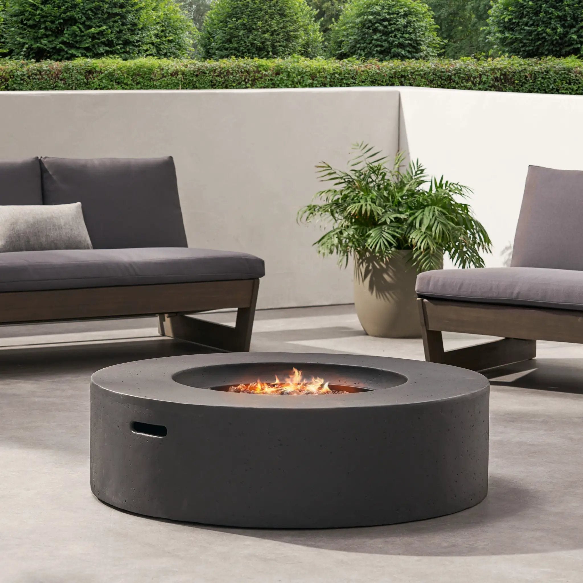 Modern Lightweight Concrete Outdoor Circular Fire Pit 50,000 BTU by HouseOfZazla