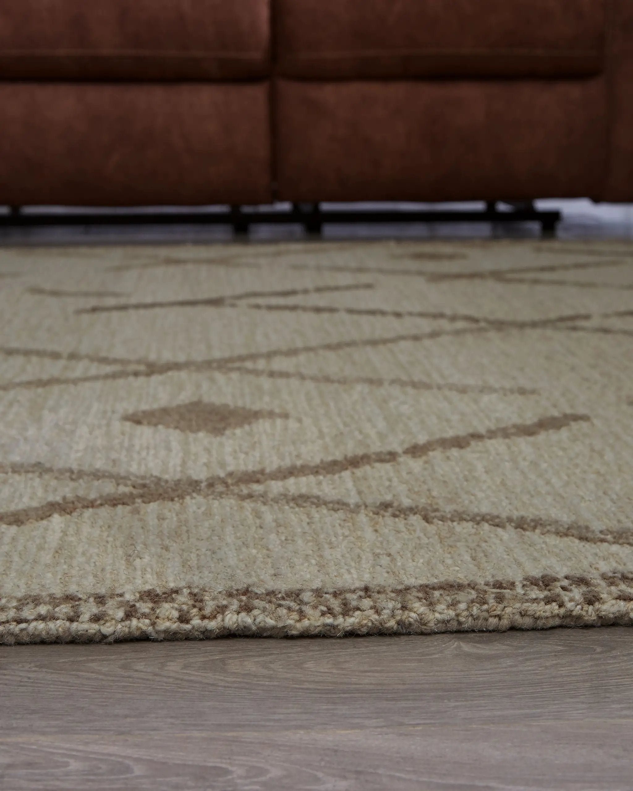 Guyford - Rug by Unique Piece Furniture